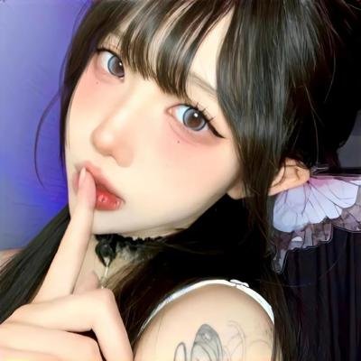 左撇子女孩